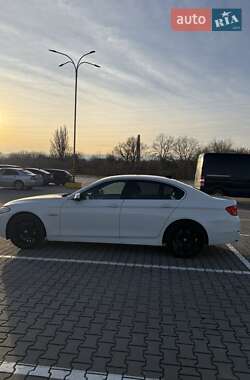 Седан BMW 5 Series 2014 в Черновцах