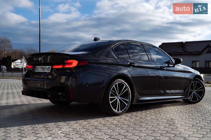 Седан BMW 5 Series 2018 в Тернополі