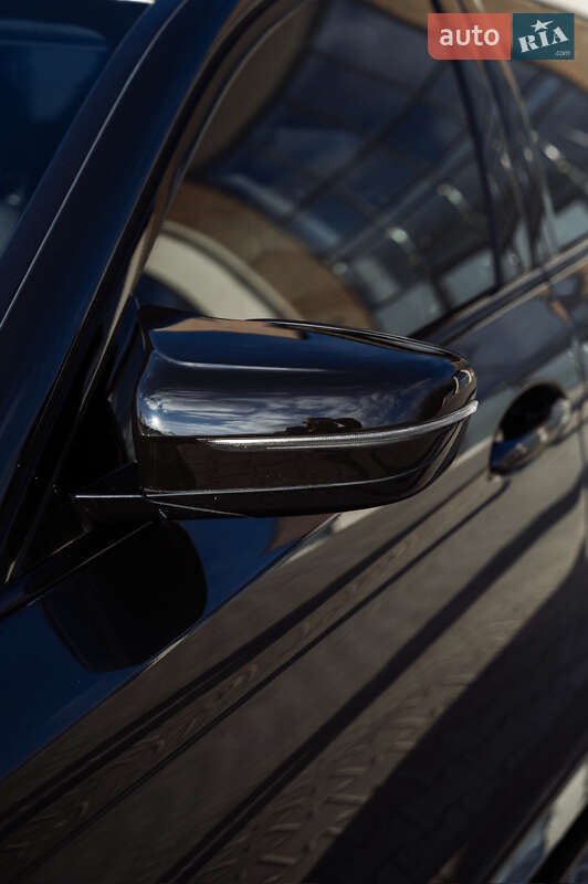 Седан BMW 5 Series 2018 в Тернополі