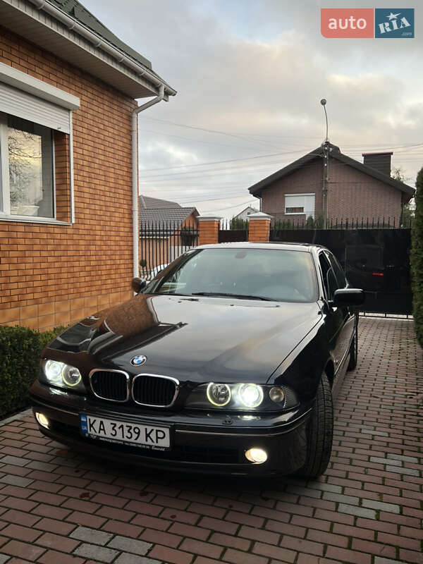 BMW 5 Series 2002 BMW 5 Series 2002