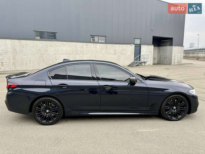Седан BMW 5 Series 2018 в Киеве