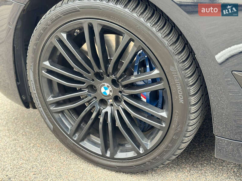 Седан BMW 5 Series 2018 в Киеве