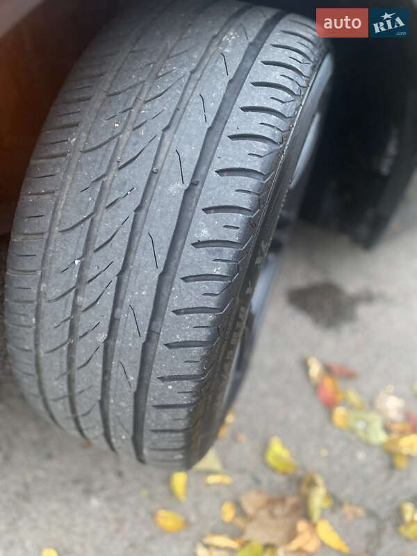 Седан BMW 5 Series 2010 в Рівному фото 12 Седан BMW 5 Series 2010 в Рівному