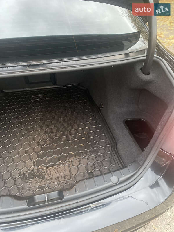 Седан BMW 5 Series 2010 в Рівному фото 24 Седан BMW 5 Series 2010 в Рівному