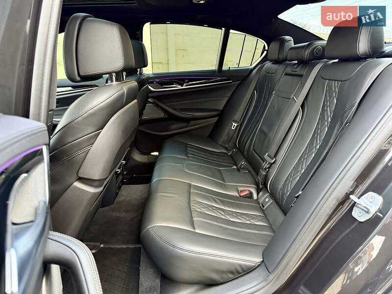 Седан BMW 5 Series 2017 в Днепре