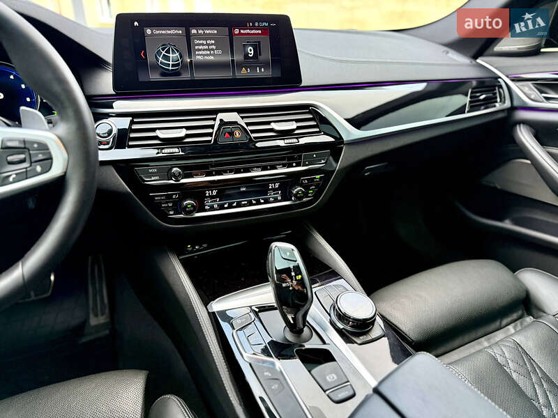 Седан BMW 5 Series 2017 в Днепре