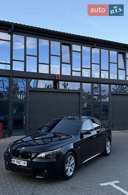 Седан BMW 5 Series 2010 в Ровно