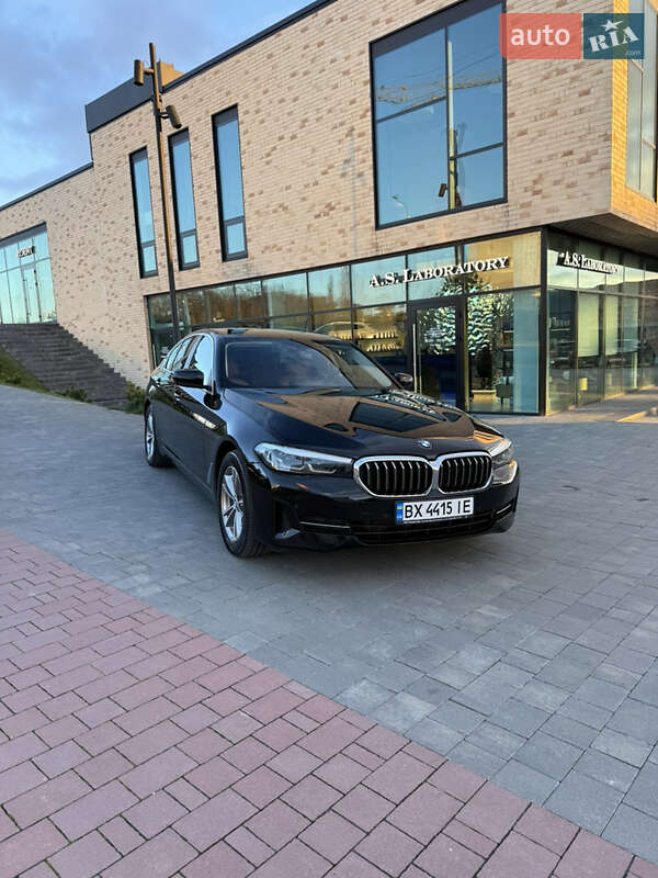 Седан BMW 5 Series 2020 в Хмельницком