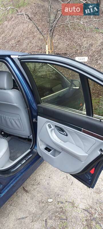Седан BMW 5 Series 1999 в Кропивницькому