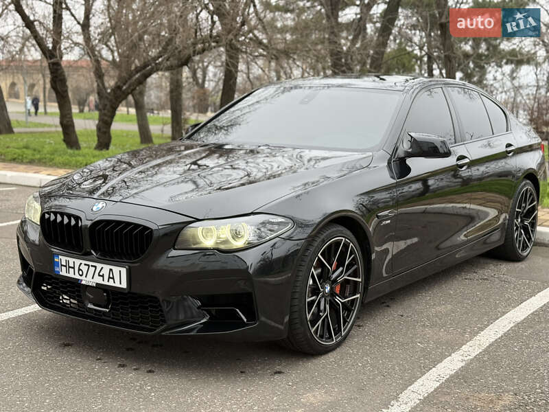 Седан BMW 5 Series 2010 в Одессе