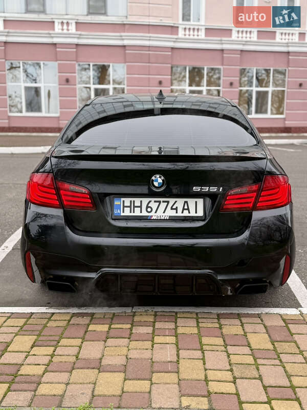 Седан BMW 5 Series 2010 в Одессе
