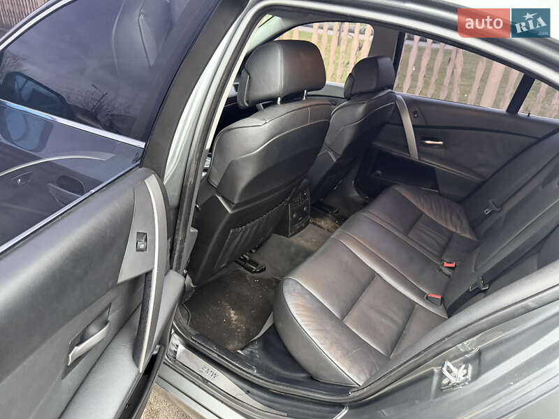 Седан BMW 5 Series 2006 в Ужгороде