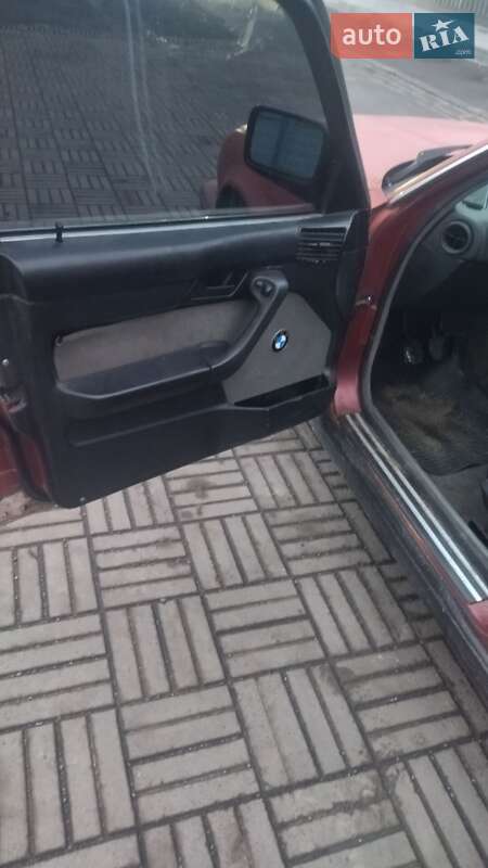 Седан BMW 5 Series 1990 в Жидачові