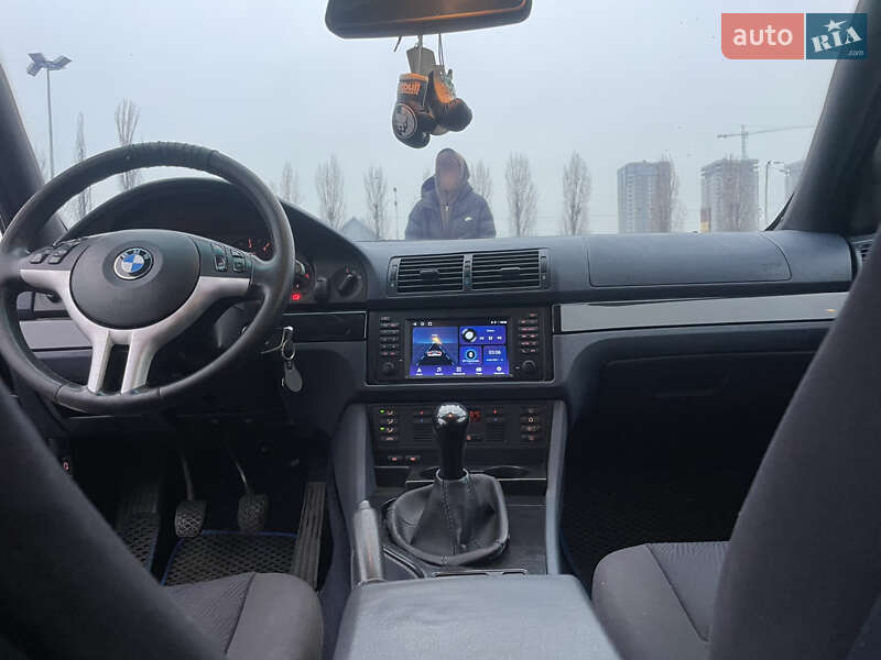 Универсал BMW 5 Series 2001 в Киеве