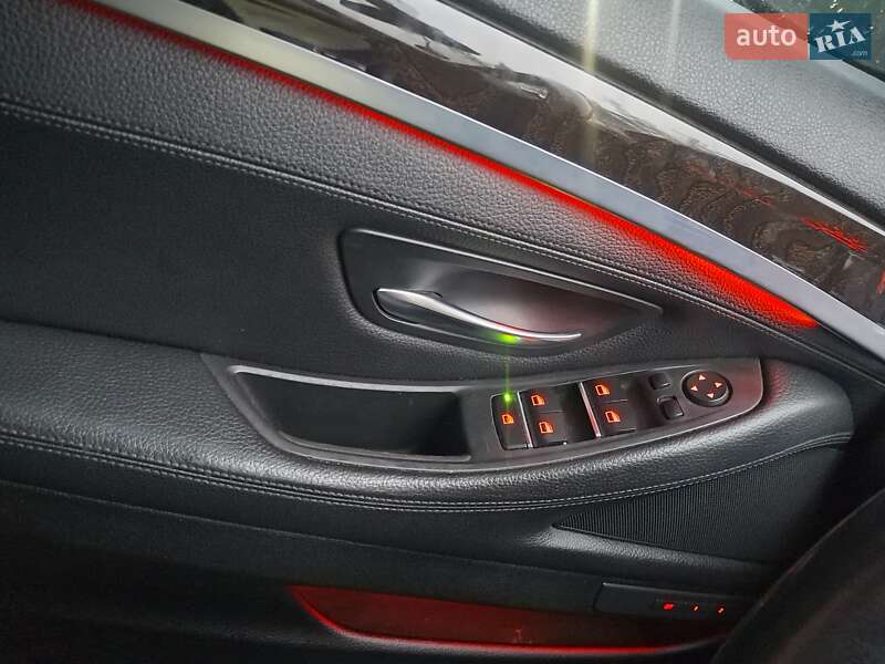 Седан BMW 5 Series 2015 в Києві