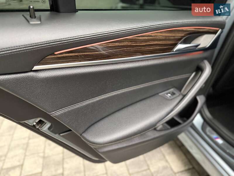 Седан BMW 5 Series 2018 в Житомире
