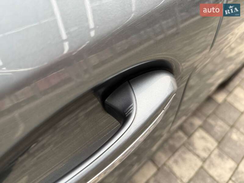 Седан BMW 5 Series 2018 в Житомире