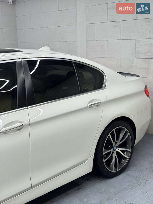 Седан BMW 5 Series 2013 в Кременчуге