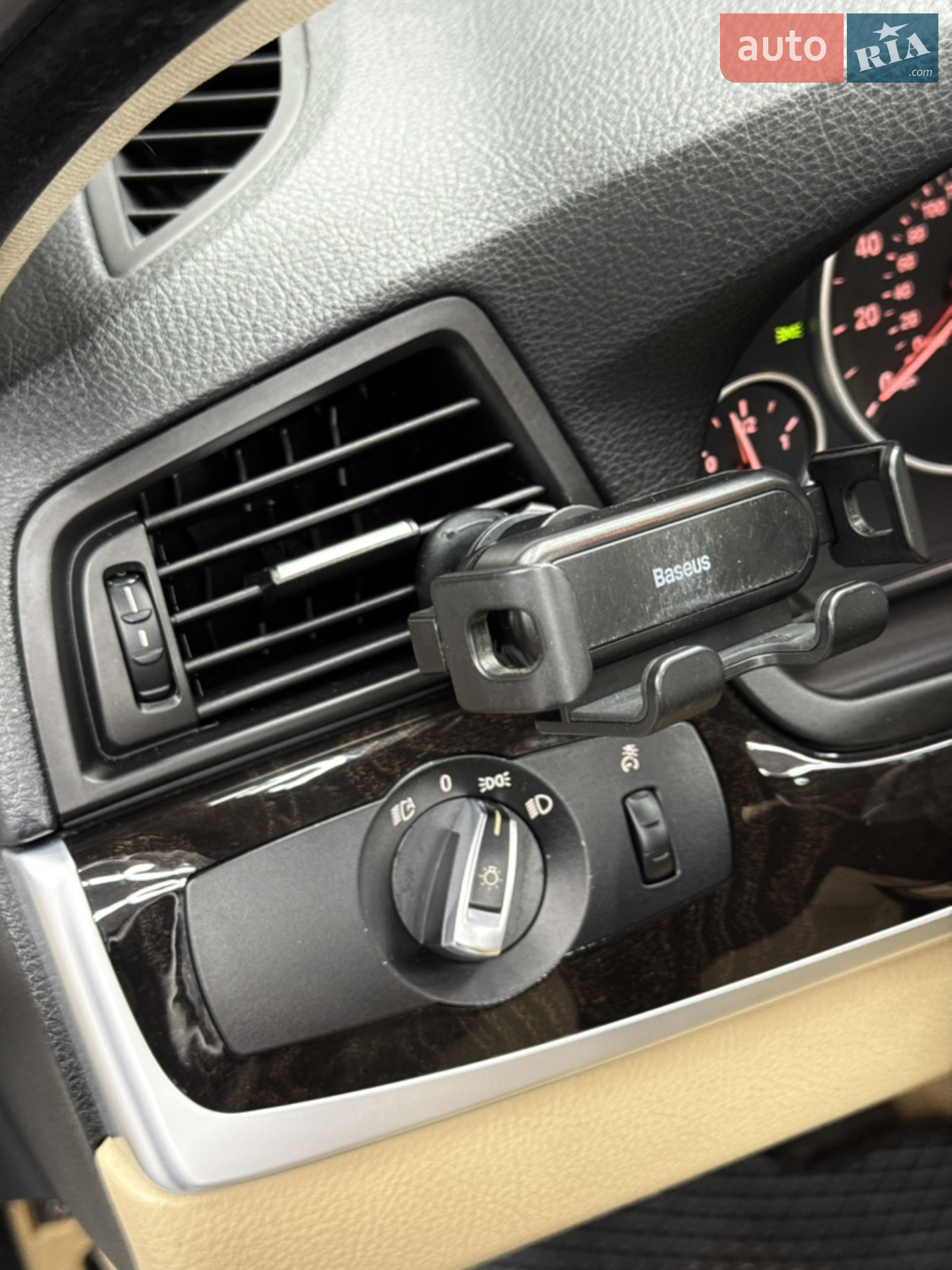 2013 BMW 5er - мініатюра 27