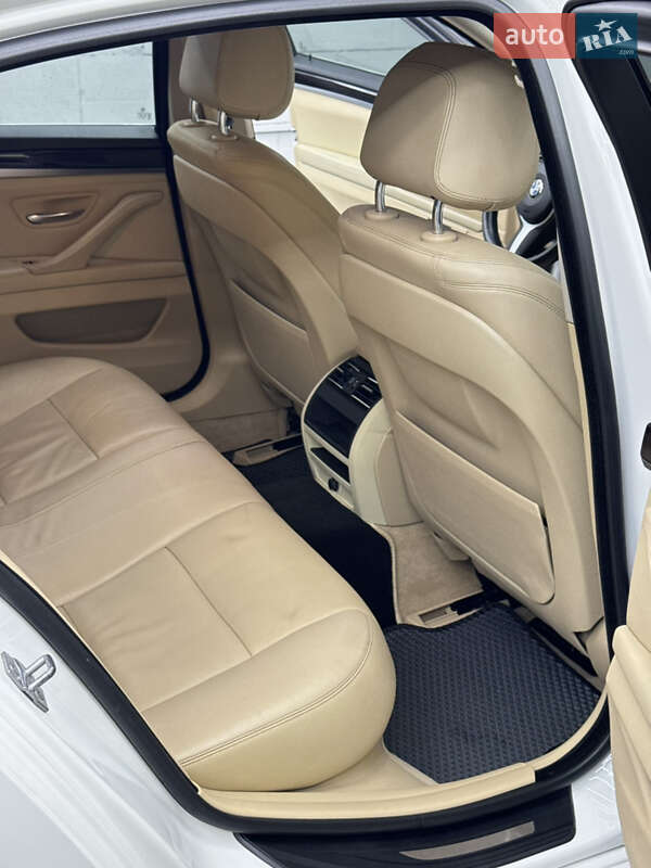 Седан BMW 5 Series 2013 в Кременчуге