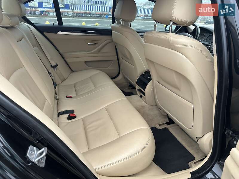 Седан BMW 5 Series 2014 в Києві
