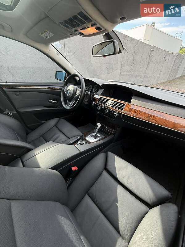 Седан BMW 5 Series 2009 в Киеве