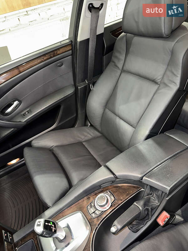 Седан BMW 5 Series 2009 в Киеве