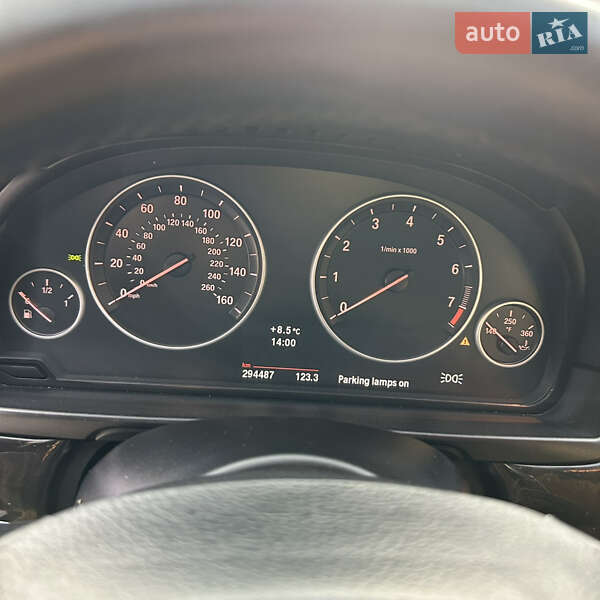 Седан BMW 5 Series 2011 в Львові