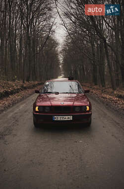 Седан BMW 5 Series 1995 в Золочеве