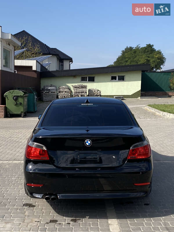 Седан BMW 5 Series 2005 в Теребовле