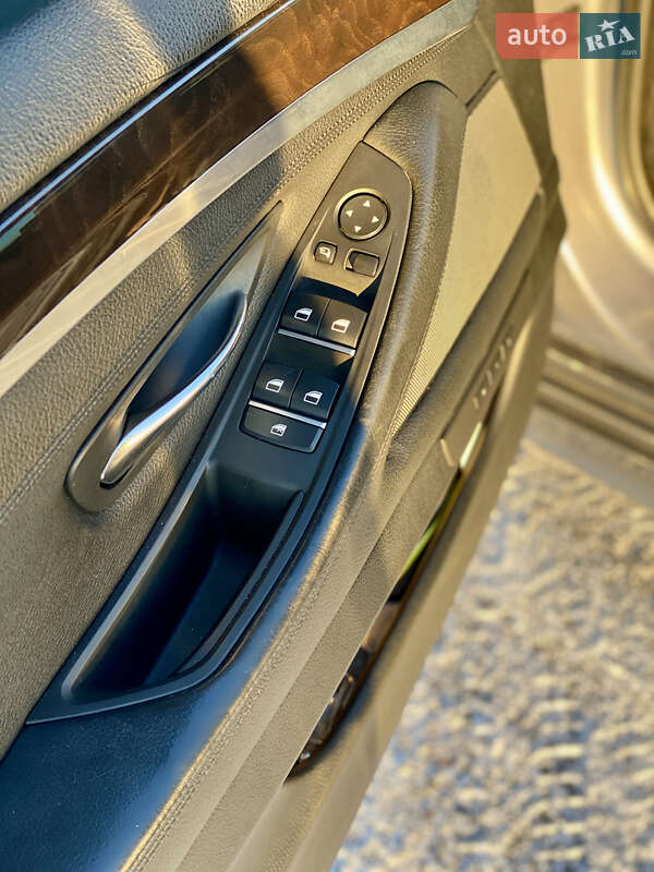 Седан BMW 5 Series 2010 в Кореці фото 14 Седан BMW 5 Series 2010 в Кореці