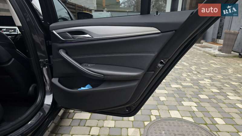 Седан BMW 5 Series 2019 в Киеве фото 9 Седан BMW 5 Series 2019 в Киеве
