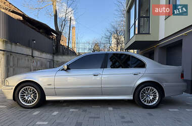 Седан BMW 5 Series 2002 в Вінниці