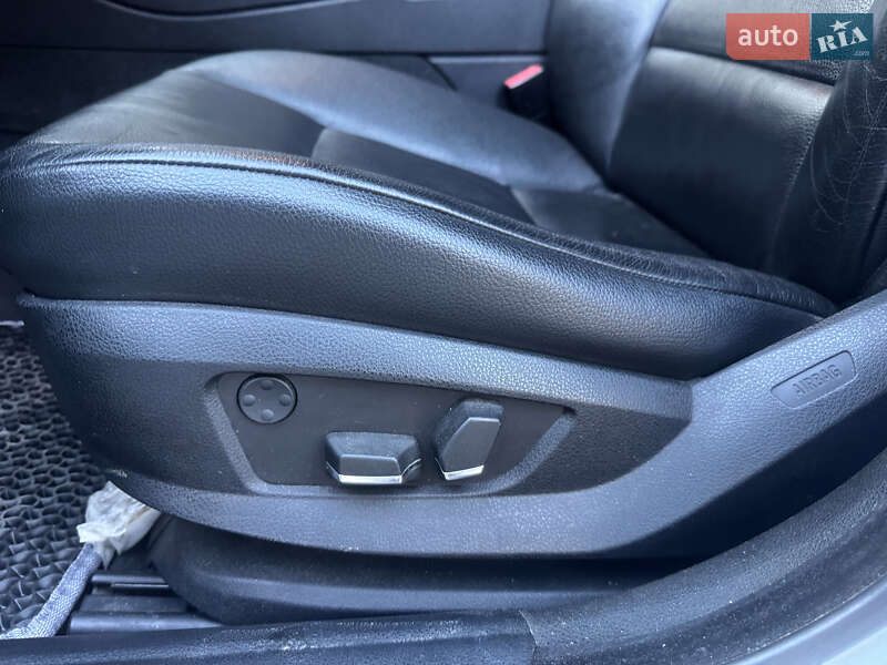 Седан BMW 5 Series 2012 в Луцьку