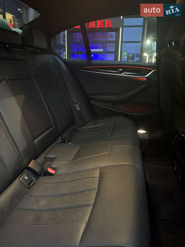 Седан BMW 5 Series 2020 в Киеве