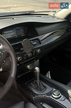 Седан BMW 5 Series 2007 в Синельниково
