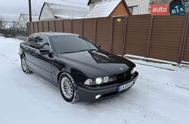 Седан BMW 5 Series 2003 в Каневі