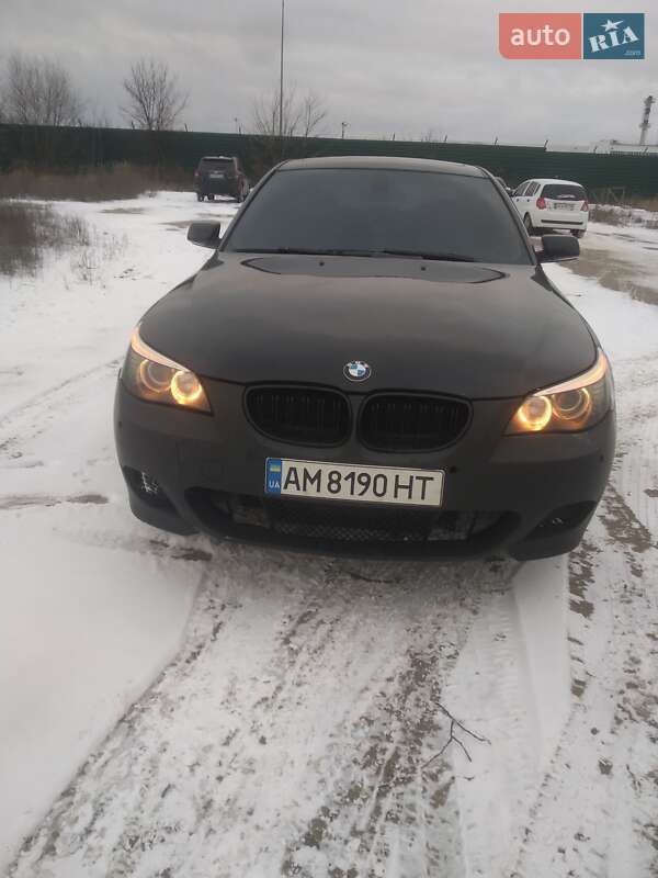 Седан BMW 5 Series 2009 в Коростене