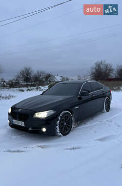 Седан BMW 5 Series 2015 в Дніпрі