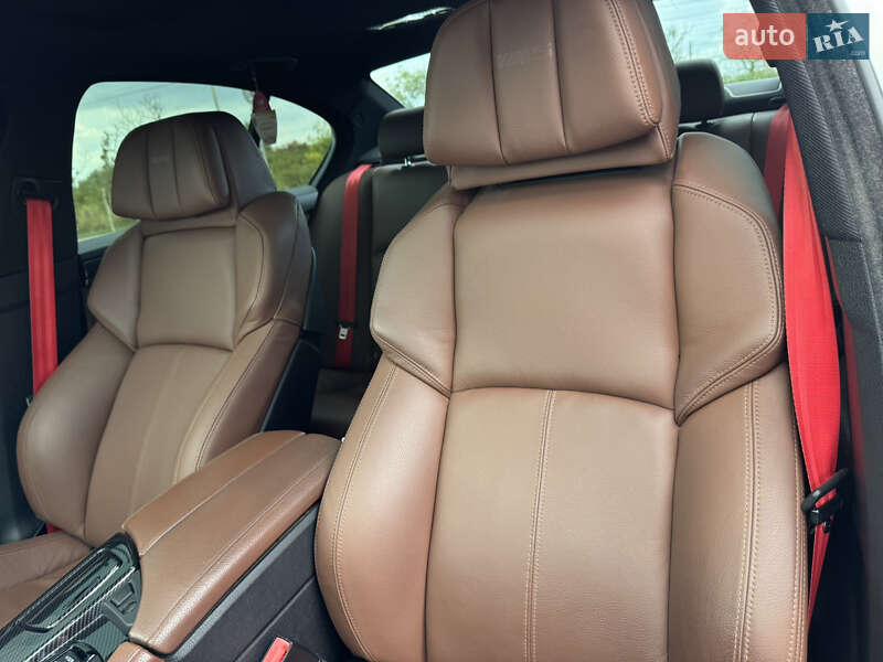 Седан BMW 5 Series 2010 в Виноградове фото 20 Седан BMW 5 Series 2010 в Виноградове