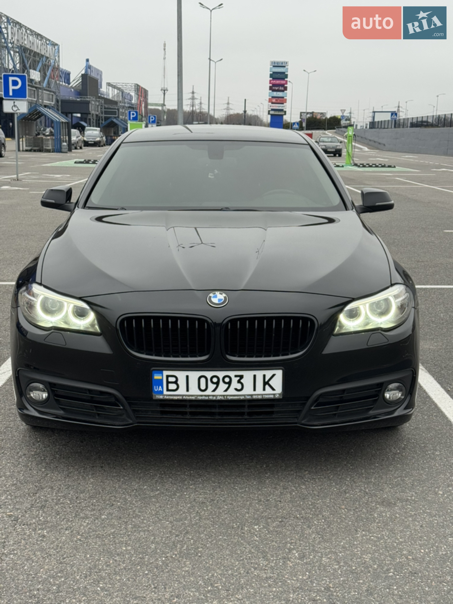 2016 BMW 5er - мініатюра 2