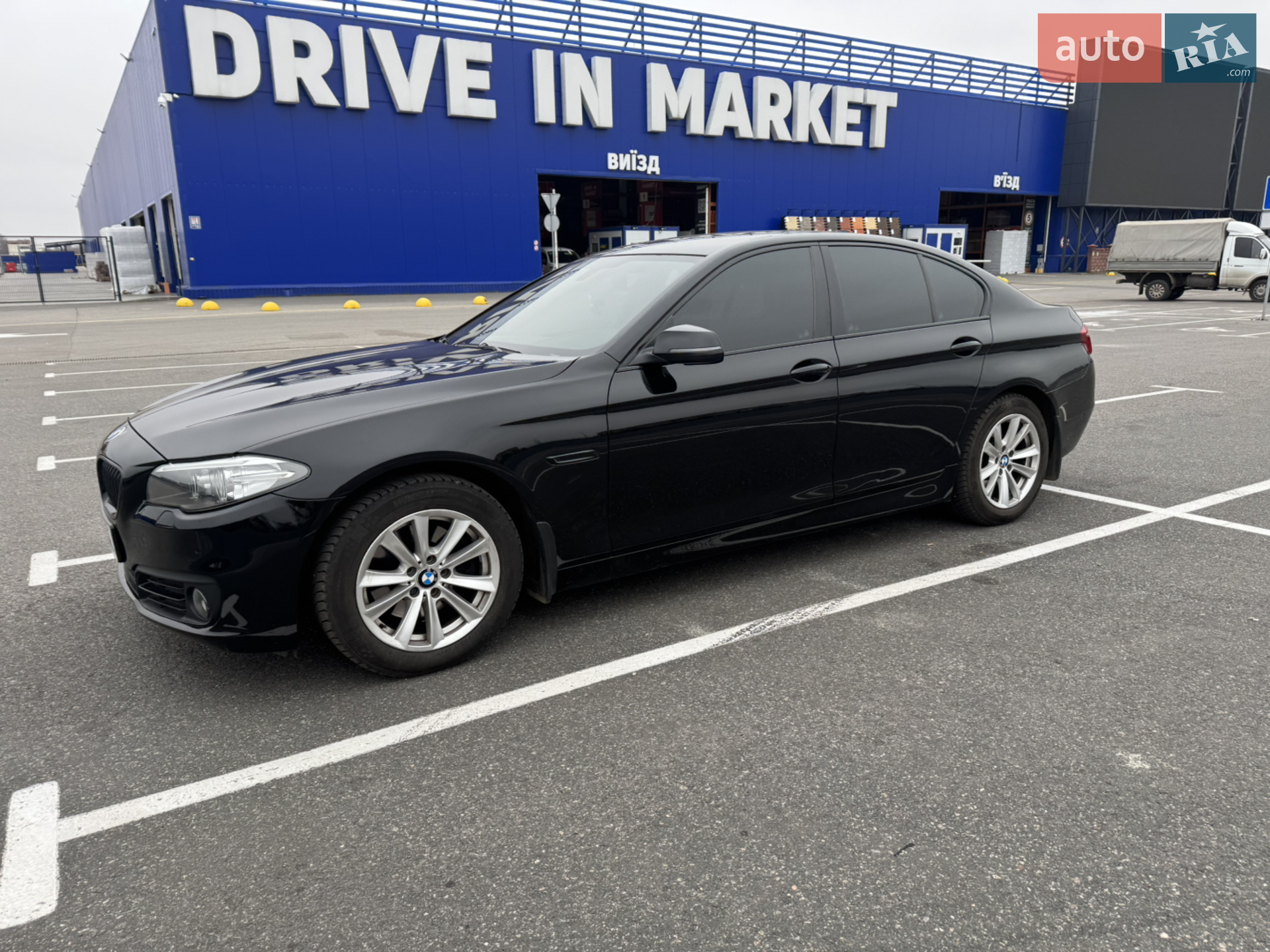 2016 BMW 5er - мініатюра 10