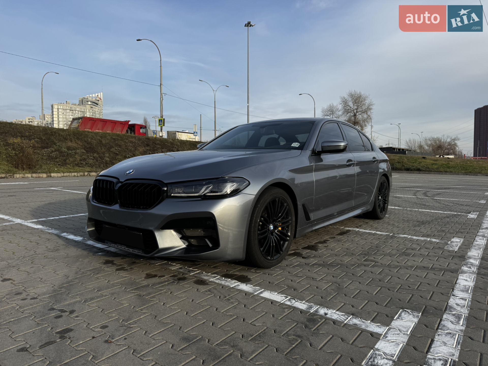 2017 BMW 5er - фото 1