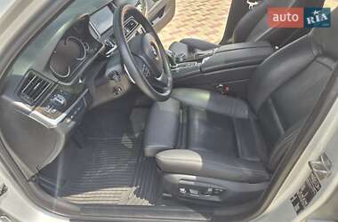 Седан BMW 5 Series 2015 в Мукачевому