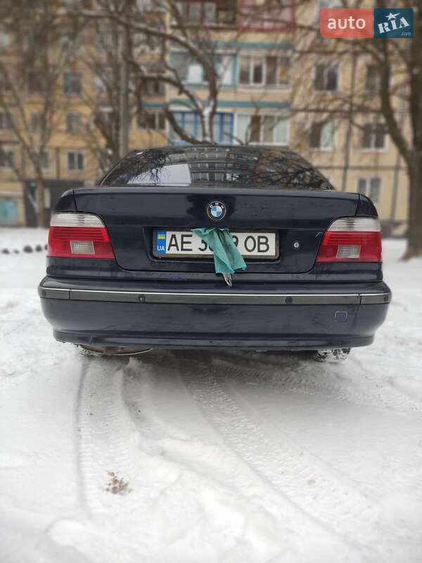 Седан BMW 5 Series 2000 в Кривому Розі