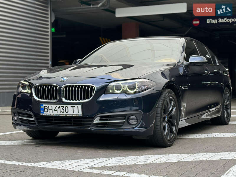 Седан BMW 5 Series 2015 в Києві