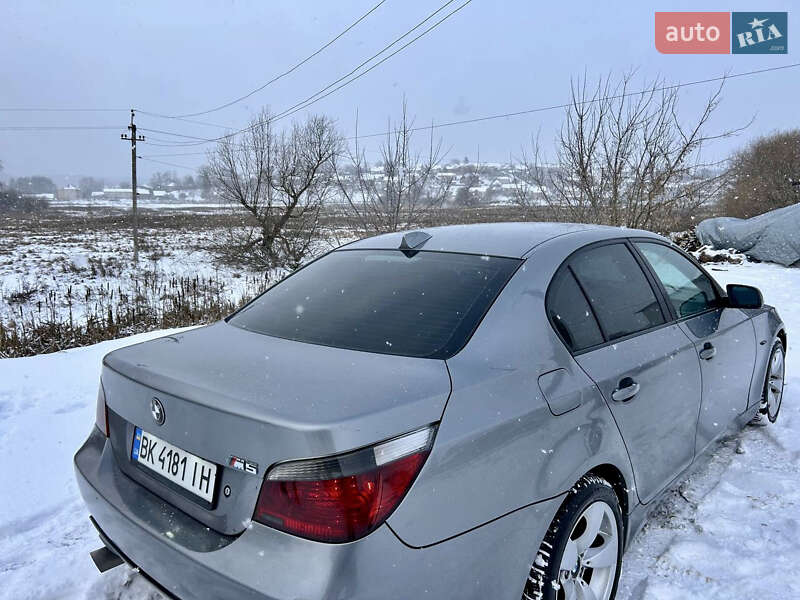 Седан BMW 5 Series 2005 в Тернополі