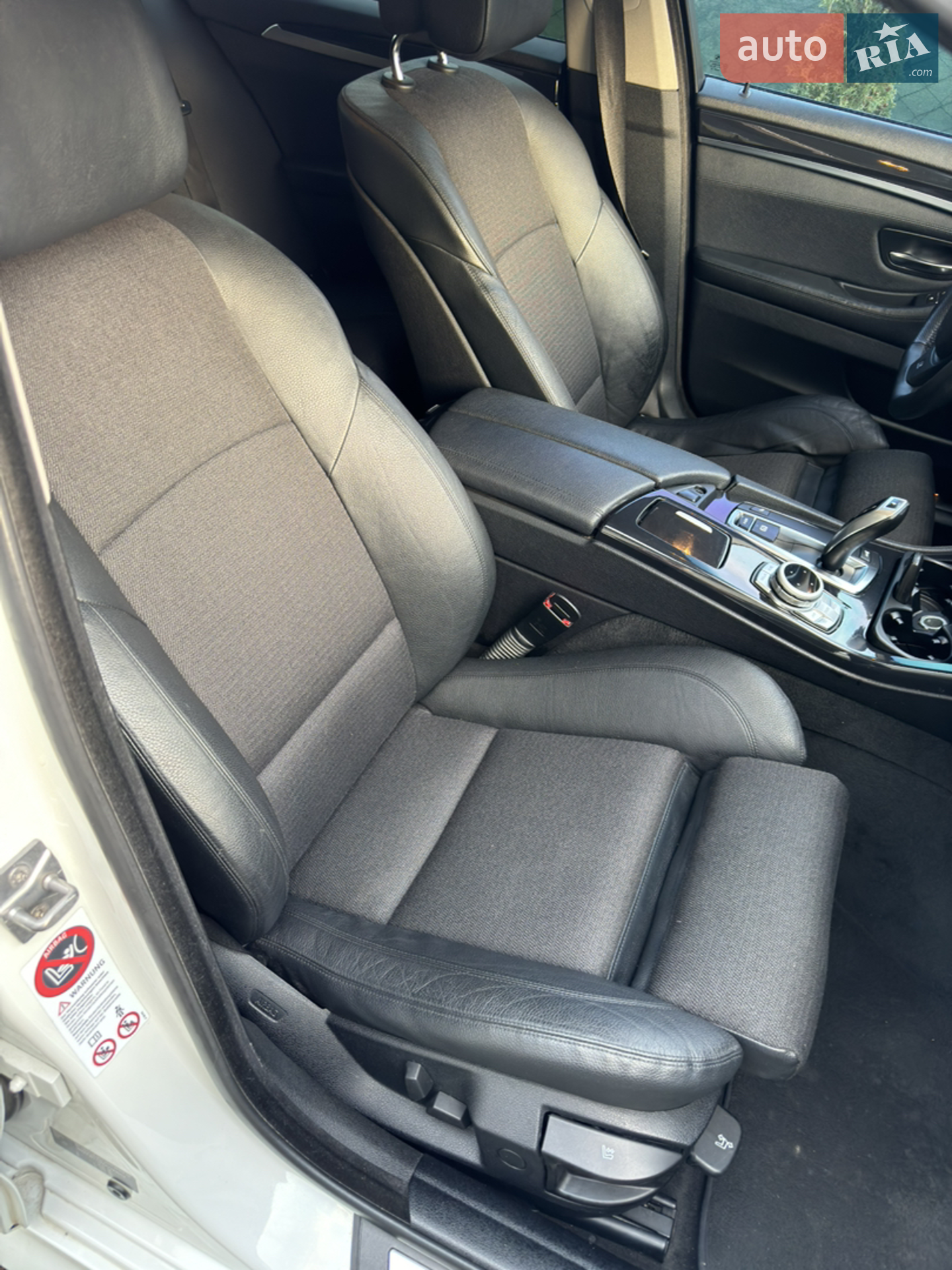 2011 BMW 5er - мініатюра 14