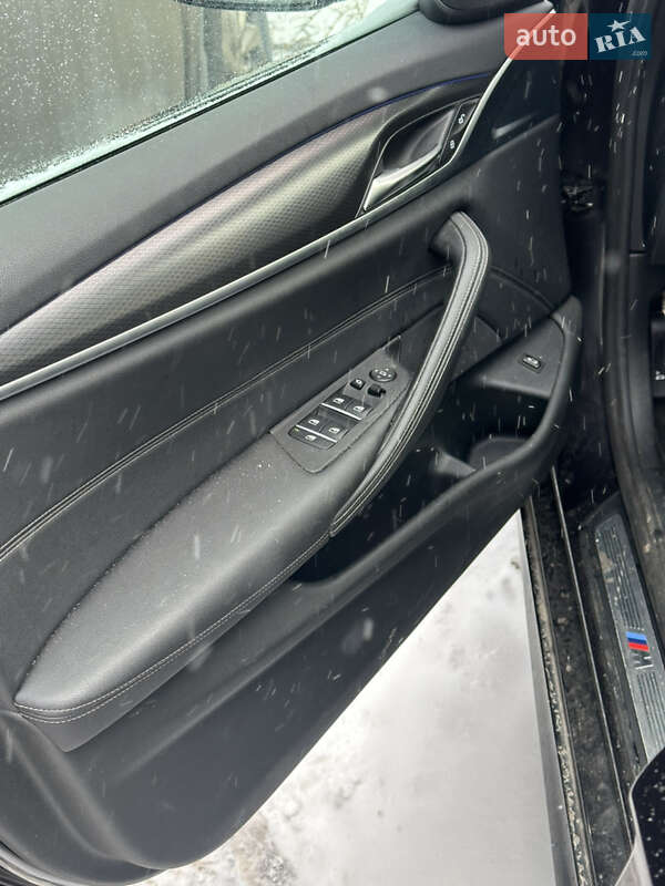 Седан BMW 5 Series 2022 в Виннице фото 58 Седан BMW 5 Series 2022 в Виннице