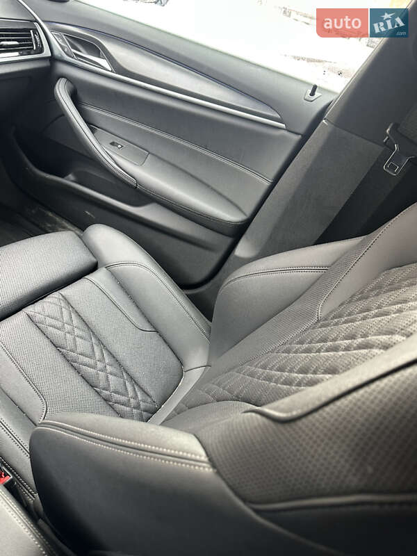 Седан BMW 5 Series 2022 в Виннице фото 46 Седан BMW 5 Series 2022 в Виннице